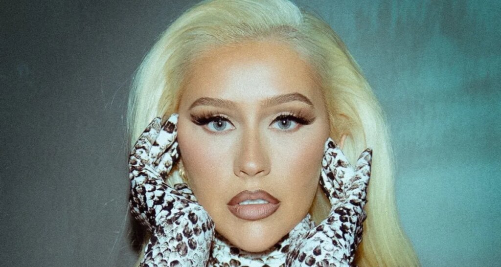 christina-aguilera-signs-global-uta-deal,-remains-associated-with-roc-nation-and-imprint