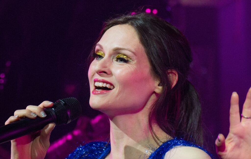 sophie-ellis-bextor-calls-‘murder-on-the-dancefloor’-revival-“spectacular”