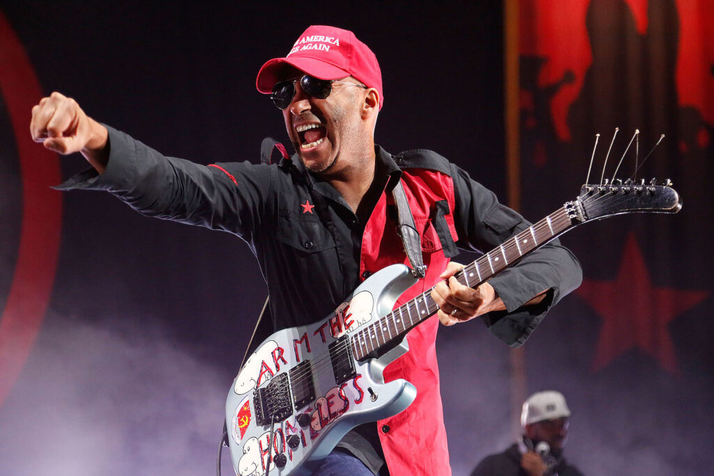 why-tom-morello-never-cuts-his-guitar-strings