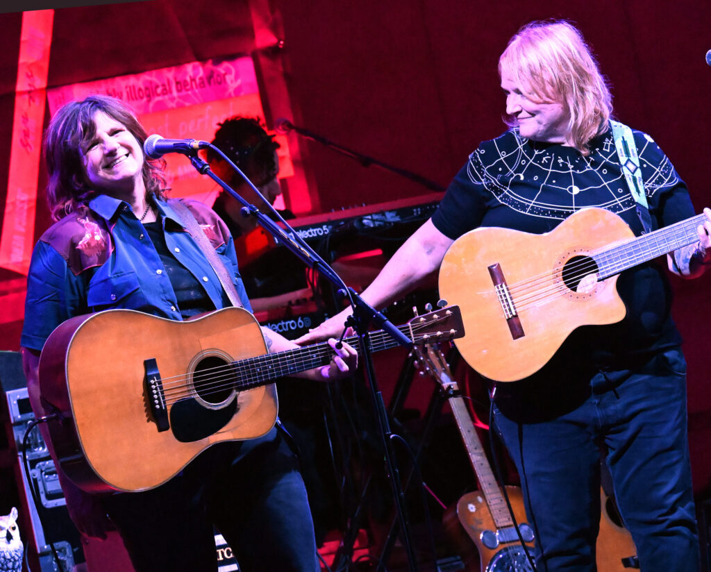 dear-rock-&-roll-hall-of-fame:-induct-the-indigo-girls-already!