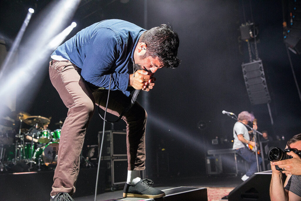 deftones-almost-changed-their-name-early-on,-record-exec-recalls