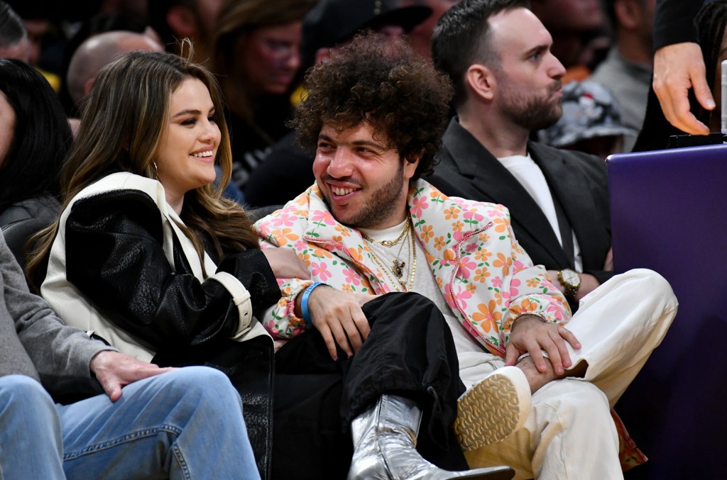 a-timeline-of-selena-gomez-&-benny-blanco’s relationship