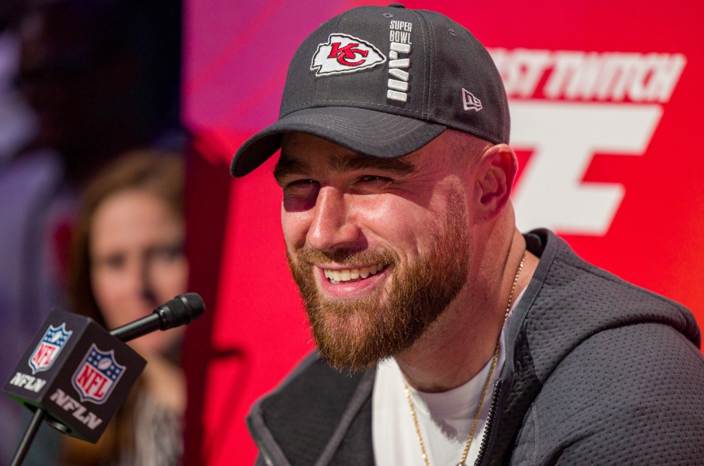 travis-kelce-is-feeling-the-valentine’s-day-‘pressure’