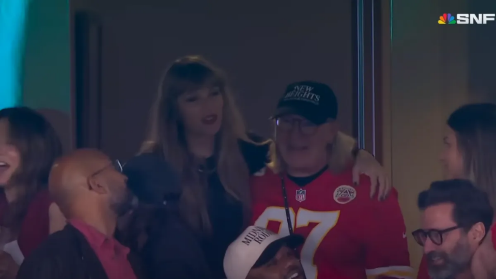 nfl-ratings-just-hit-an-8-year-high-—-thanks-to-taylor-swift-in-her-chiefs-era