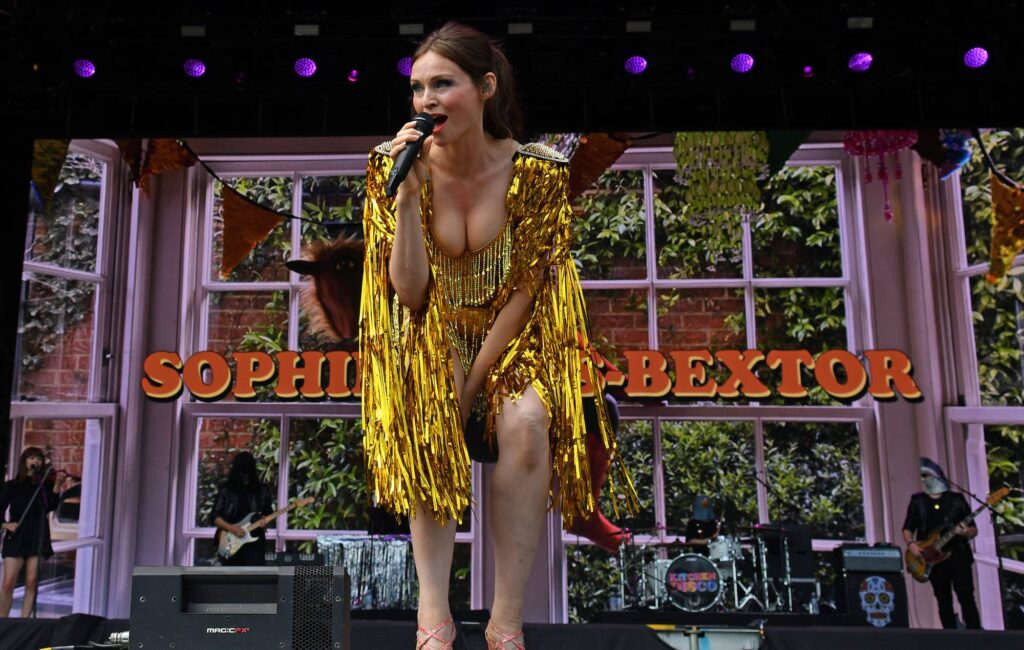 sophie-ellis-bextor-responds-to-the-bbc-not-showing-her-glastonbury-set