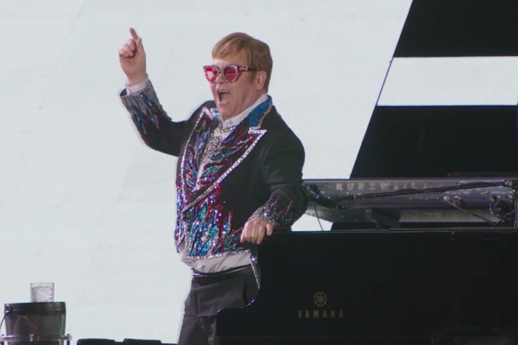 elton-john’s-emmy-win-makes-him-19th-member-of-egot-elite