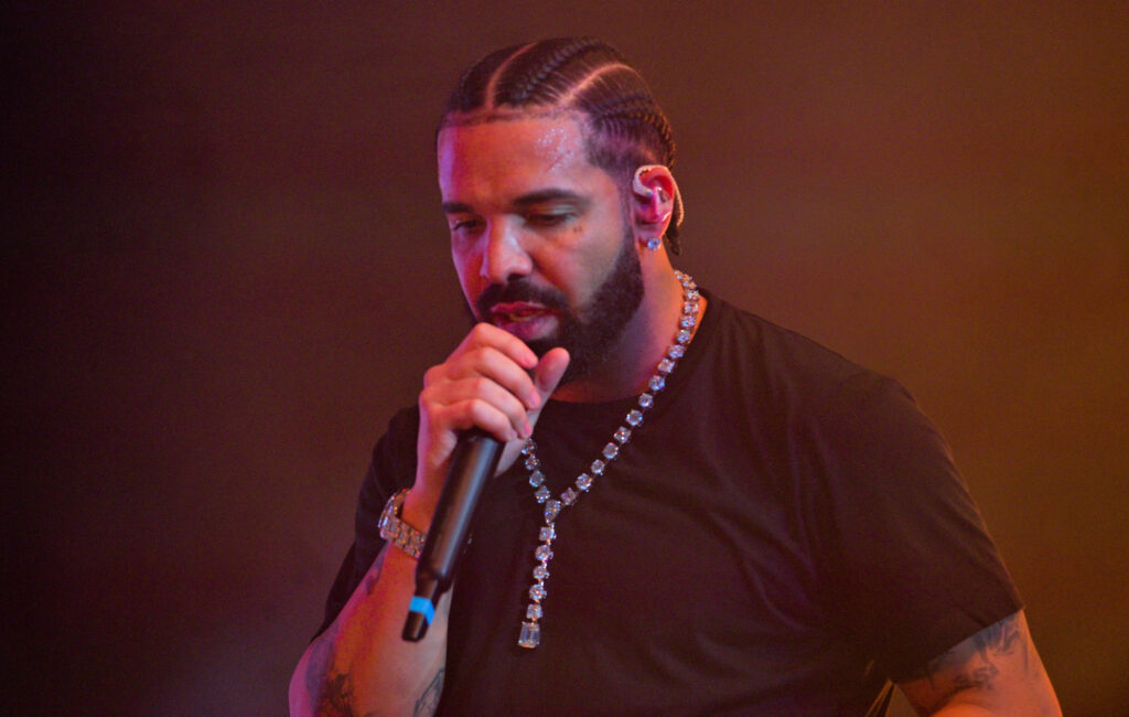 drake-accuses-“journalistic-world”-of-“cashing-out-on-negativity”