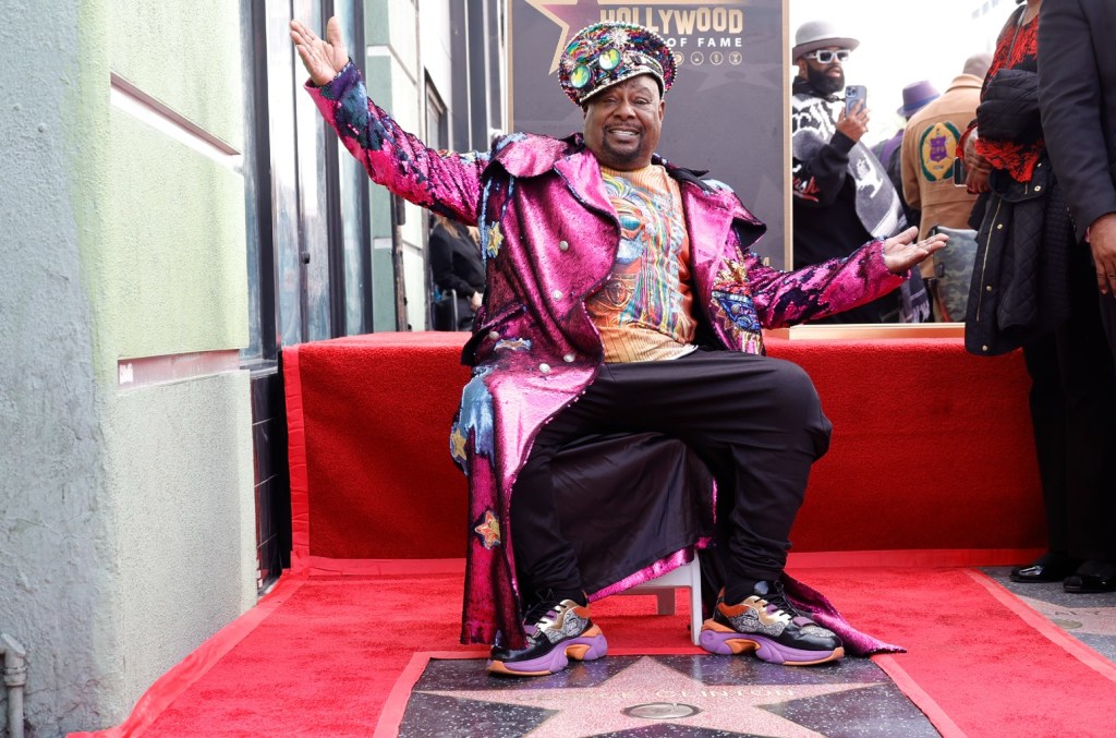 george-clinton-pilots-the-mothership-to-the-hollywood-walk-of fame