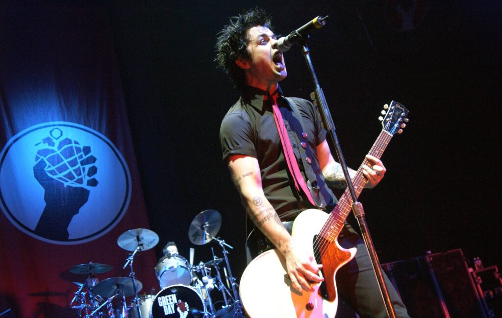 green-day-on-the-“bummer”-of-their-pre-‘american-idiot’-album-‘cigarettes-&-valentines’-being-stolen