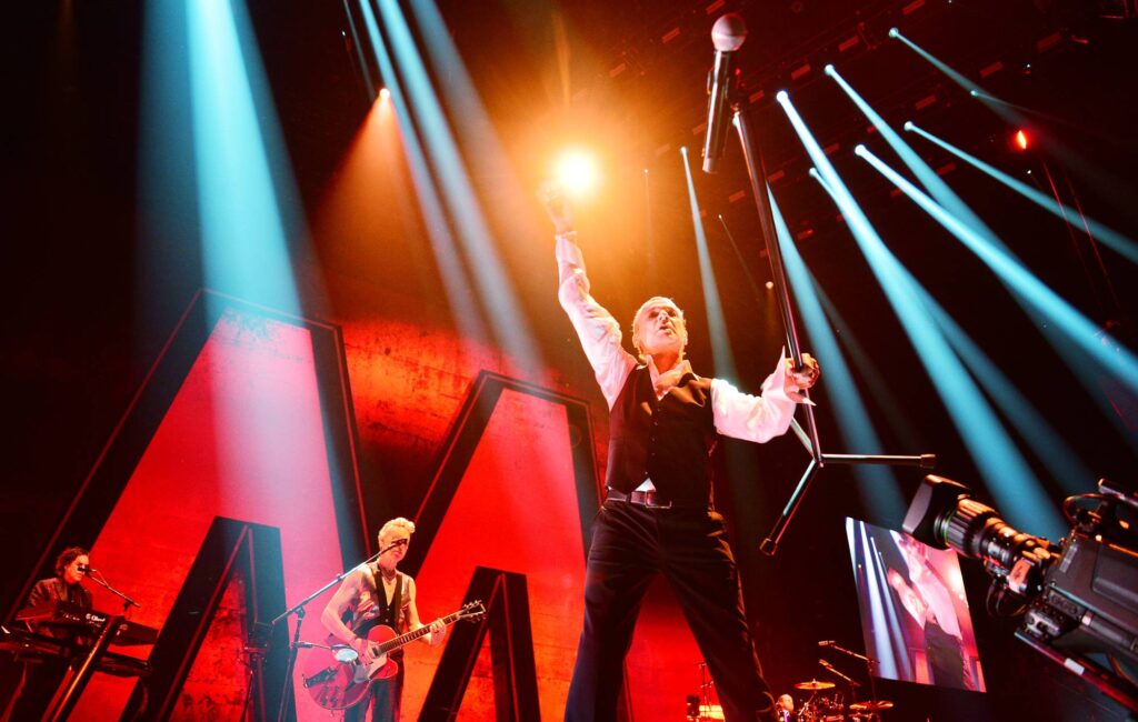 depeche-mode-kick-off-2024-uk-and-european-tour-with-hit-packed-london-show