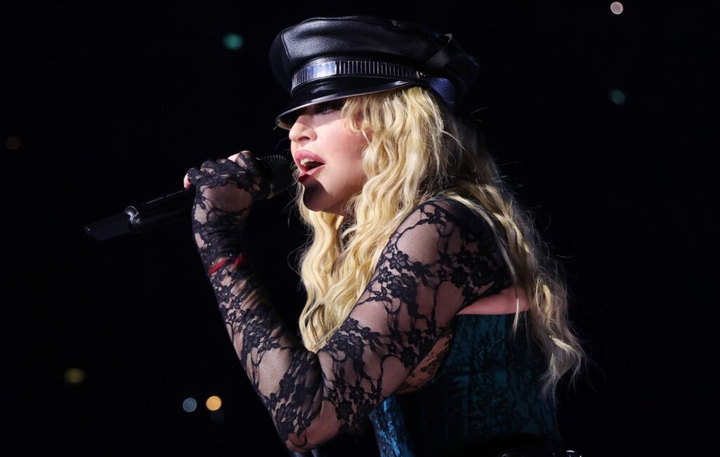 madonna-responds-to-lawsuit-over-late-concert-start-times,-intends-to-defend-herself-“vigorously”