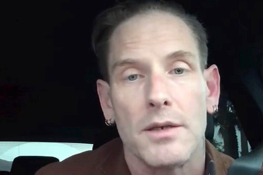 corey-taylor-gets-real-about-his-mental-health-in-video-for-fans