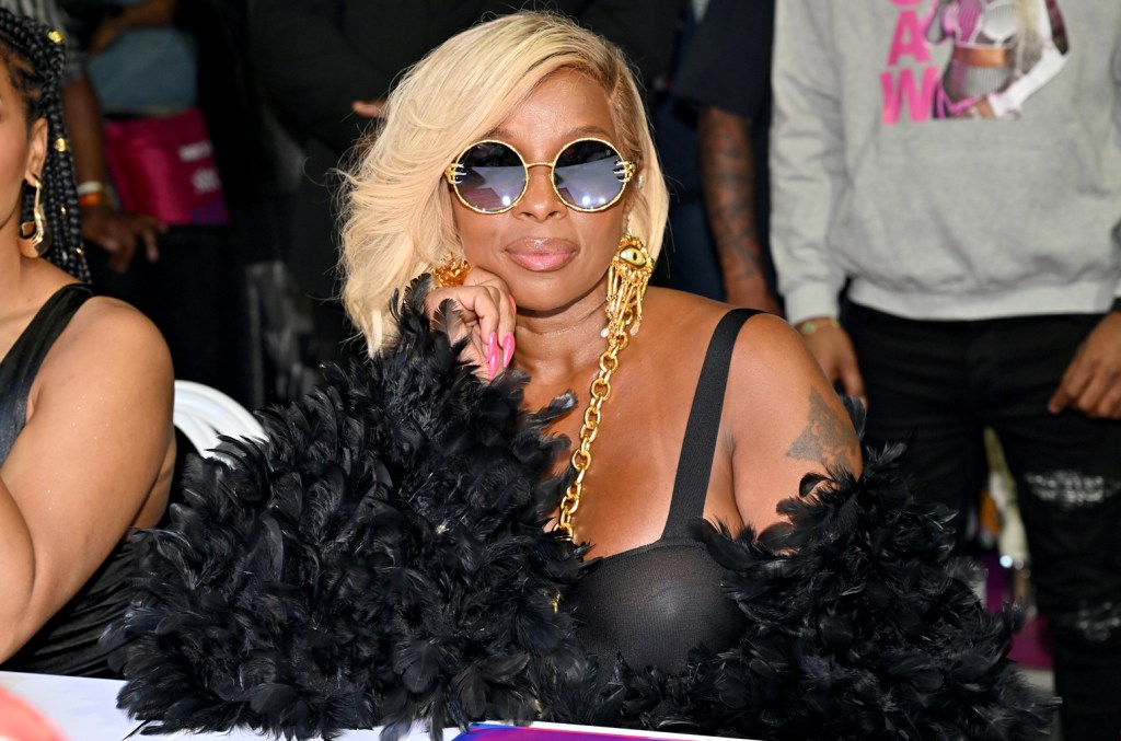 mary-j.-blige-says-inclusion-on-lovers-&-friends-lineup-was-an-‘error’