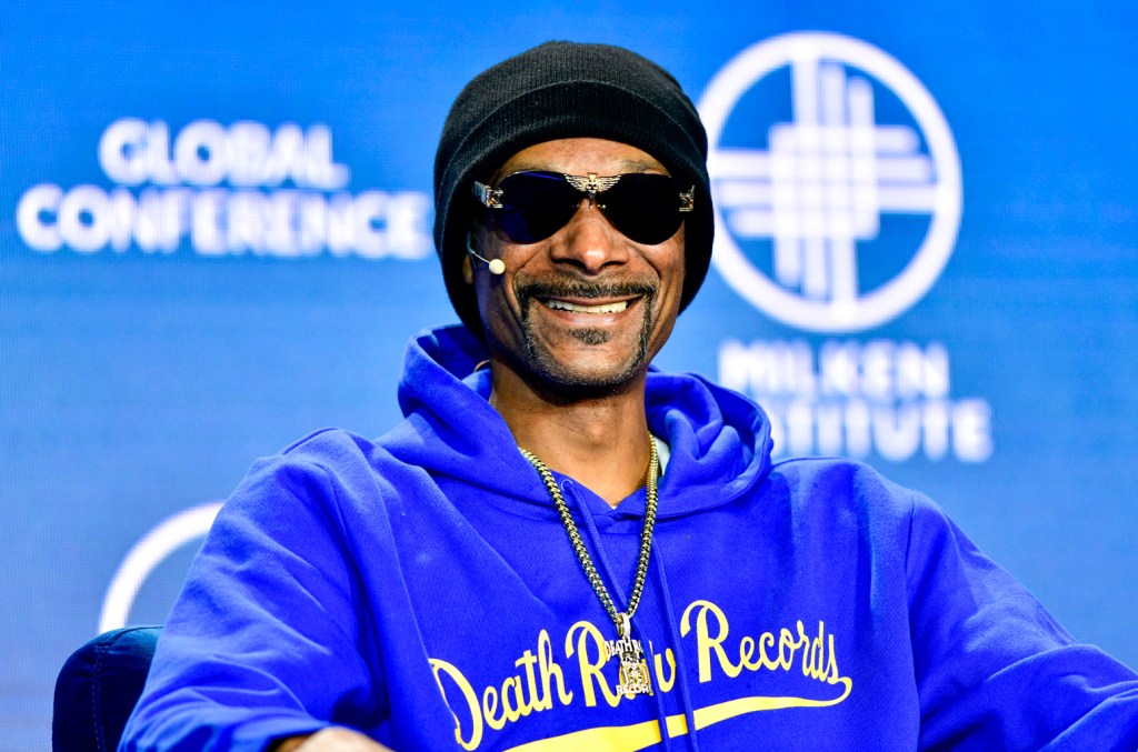 snoop-dogg-pays-homage-to-his-hometown-in-‘the-underdoggs’:-how-to-stream-the-sports-comedy-for free