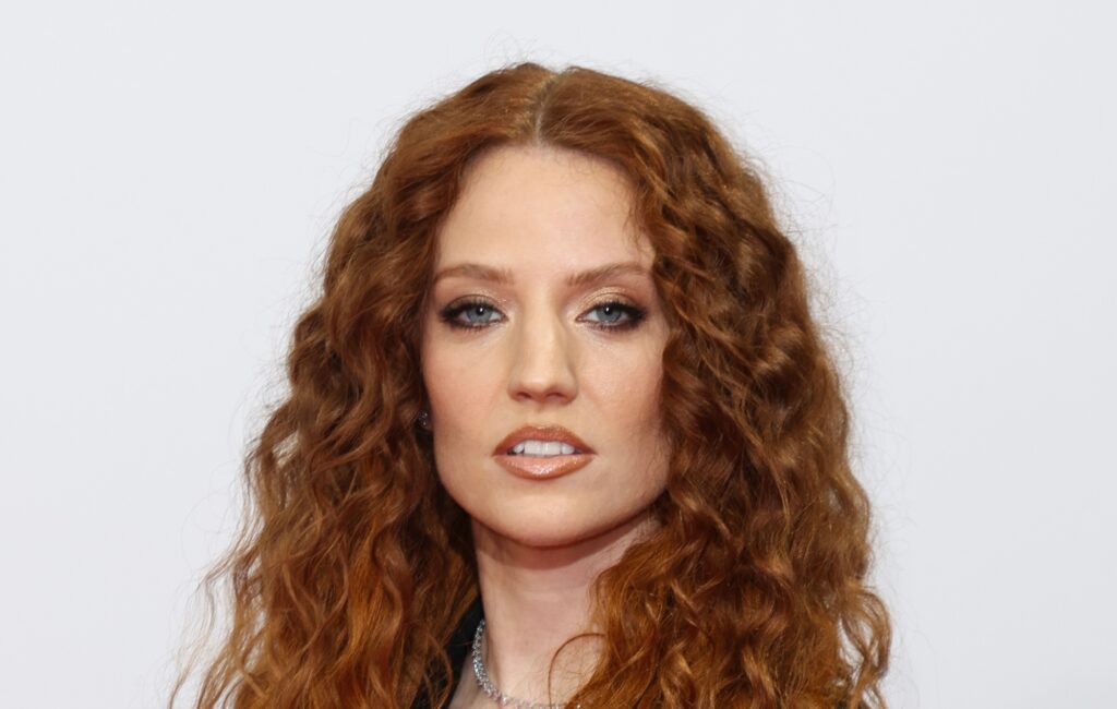 jess-glynne-“fell-out-of-love-with-music”-during-2019-world-tour