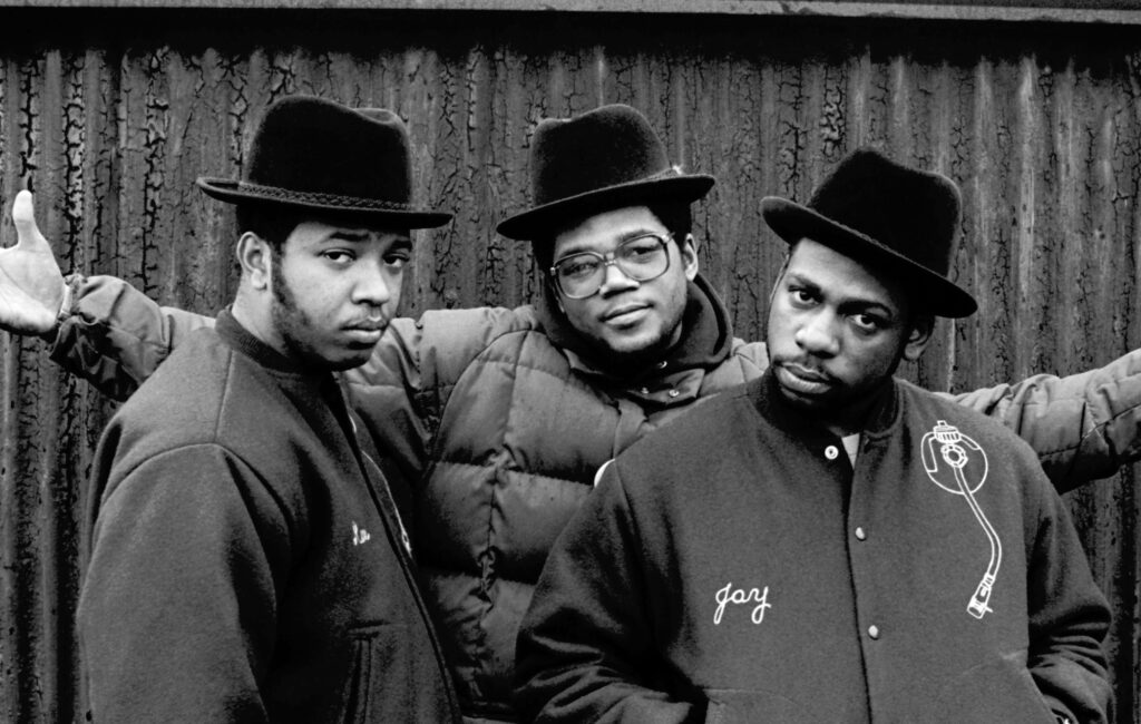 jam-master-jay-trial-into-“brazen-murder”-begins:-run-dmc-icon’s-killing-fuelled-by-greed-and-revenge,-prosecutors-say