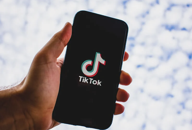 universal-shuts-out-tiktok,-claims-‘bully’-tactics-used-in-negotiations