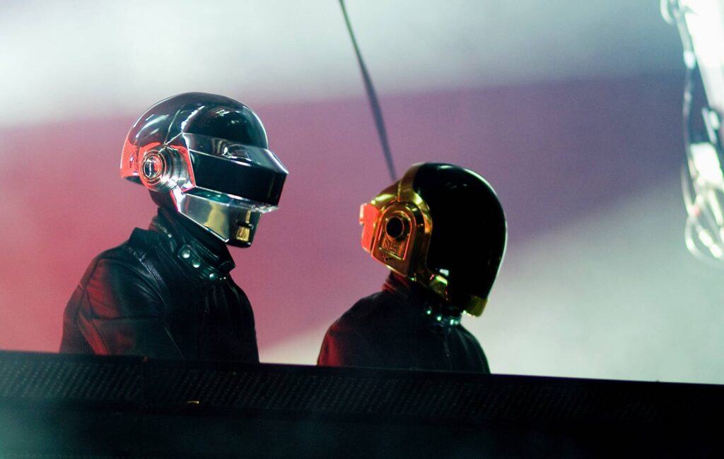 daft-punk-drummer-confirms-existence-of-lost-album:-“it’s-coming-out-of-the-locker”