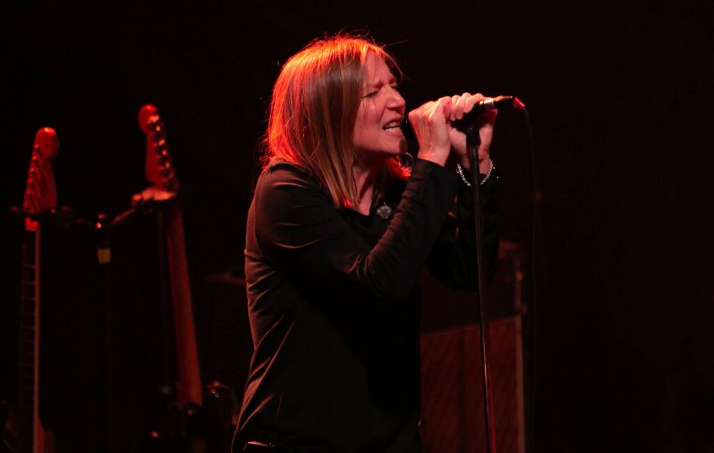 portishead’s-beth-gibbons-shares-note-on-new-solo-music-coming-“very-soon”