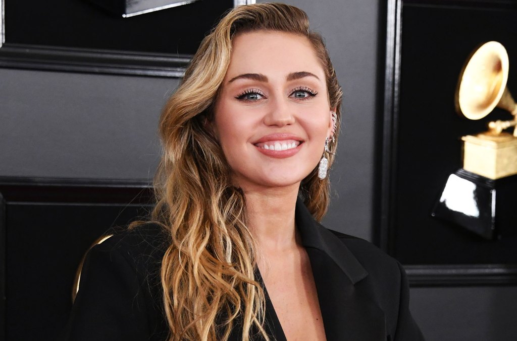 miley-cyrus-to-perform-on-2024-grammy awards