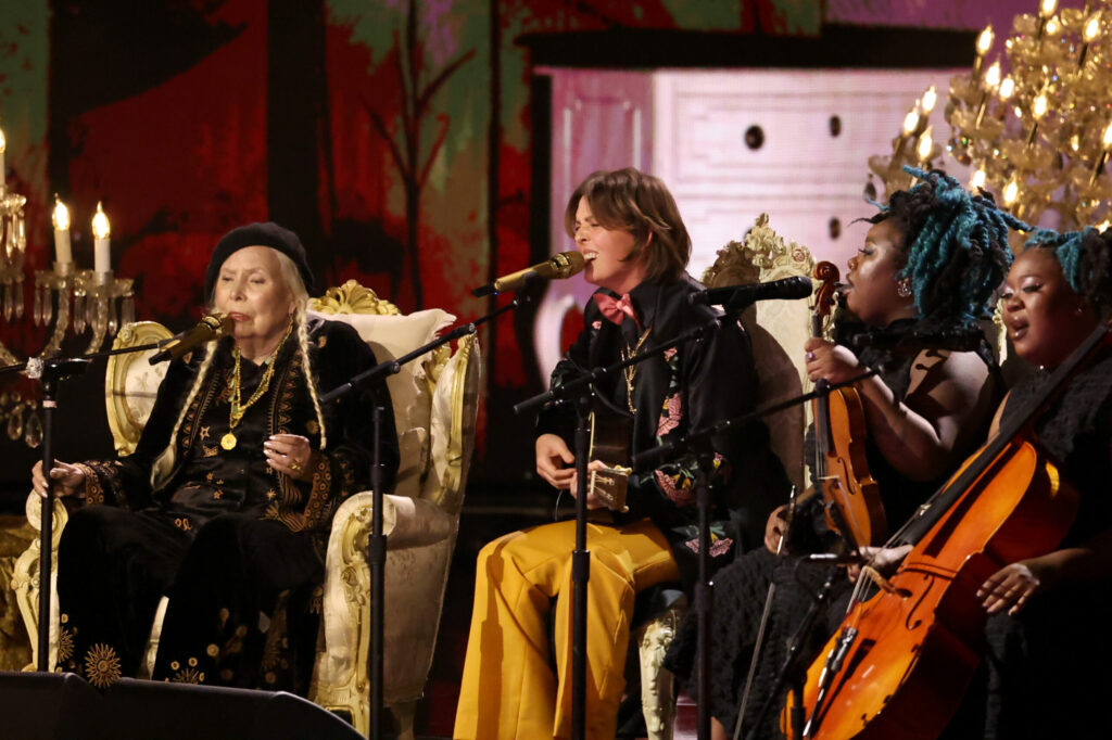 grammys-2024:-joni-mitchell-is-joined-by-brandi-carlile-and-more-for-‘both-sides-now’