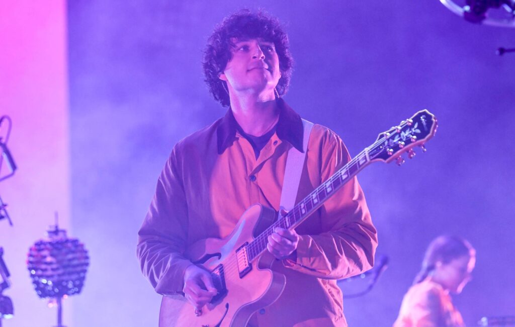 vampire-weekend-tease-new-music-with-a-cryptic-video