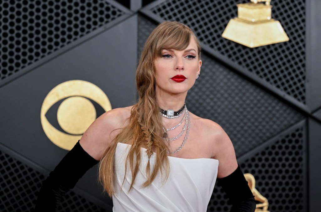 taylor-swift-threatens-legal-action-against-social-media-account-that-tracks-her-private jet