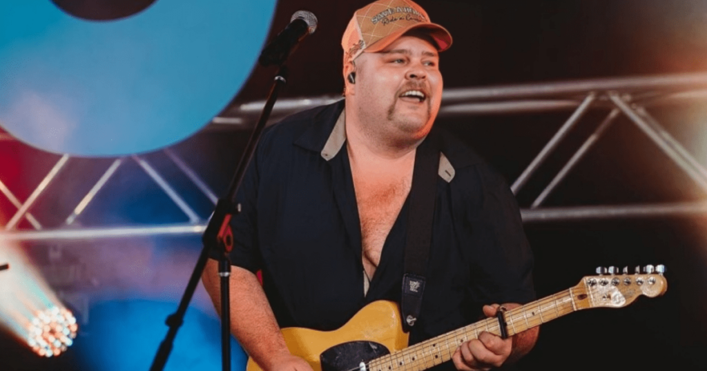 brad-cox-announces-‘yarns-&-yodels’-2024-australian-tour