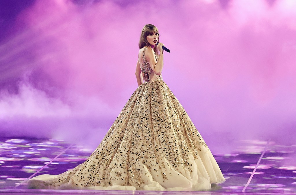 ahead-of-‘the-eras-tour’-of-australia,-taylor-swift-sweeps-top 5