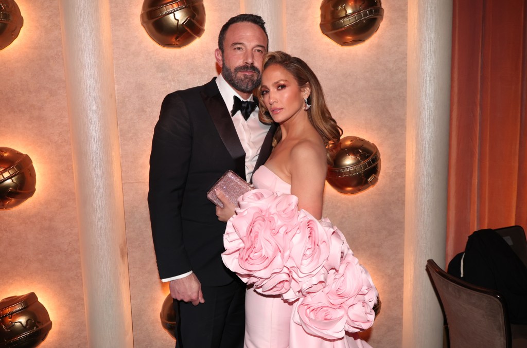 jennifer-lopez-says-she-was-‘very,-very-inspired’-to-make-music-again-after-reuniting-with-ben affleck