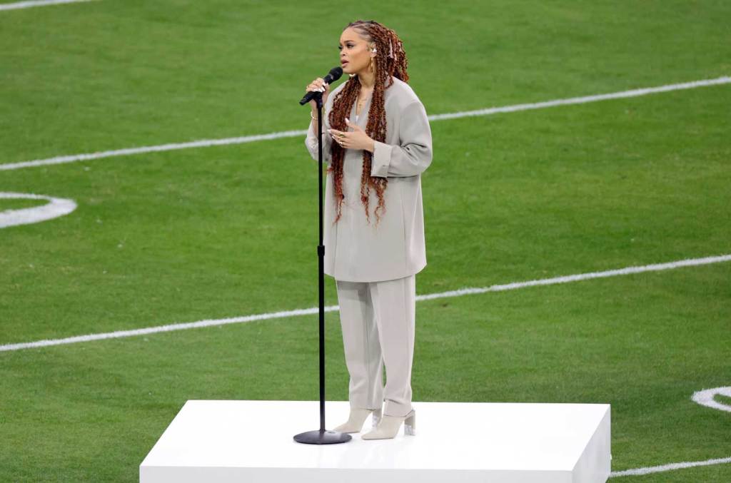 andra-day-delivers-a-soaring-‘lift-every-voice-and-sing’-at-the-2024-super-bowl: watch