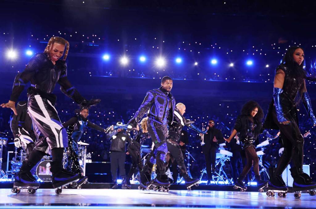 how-usher-paid-loving-tribute-to-late-drummer-aaron-spears-during-2024-super-bowl-halftime performance