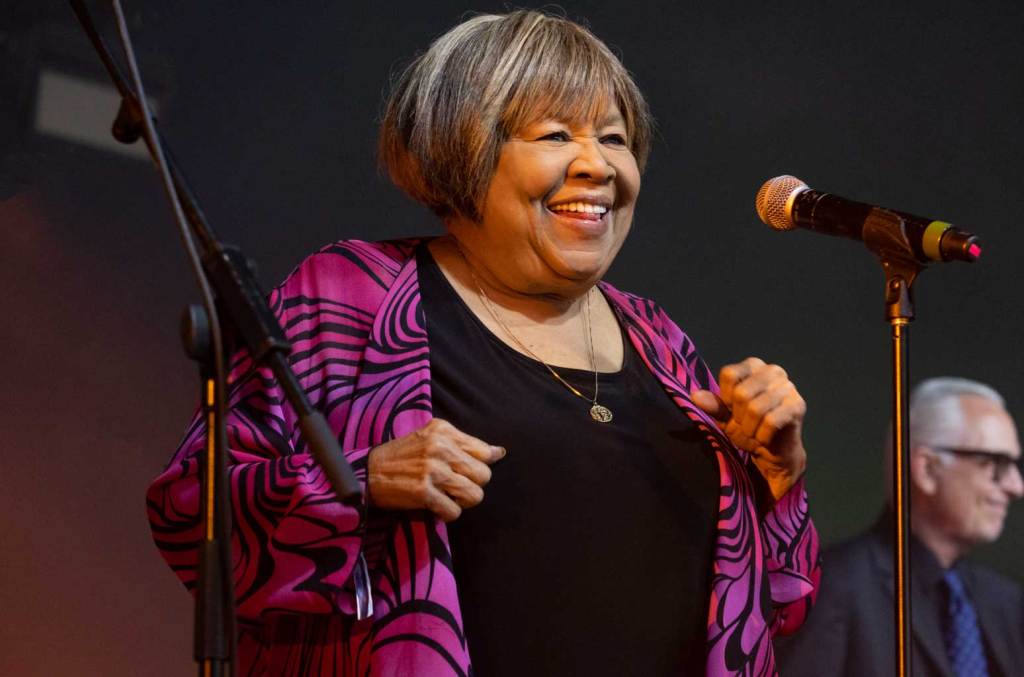 mavis-staples-to-celebrate-85th-birthday-with-all-star-concert-featuring-chris-stapleton,-black-pumas-& more