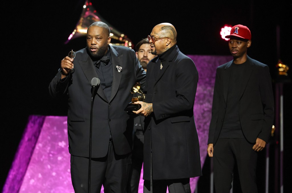 killer-mike-reflects-on-his-grammy-night-arrest:-‘all-of-my-heroes-have-been-in-handcuffs’