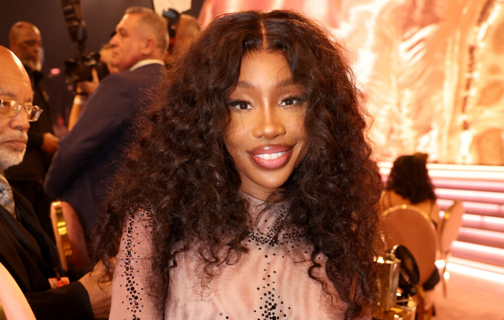 sza-on-new-album-‘lana’-:-“i-want-to-allow-it-to-finish-shaping-itself”