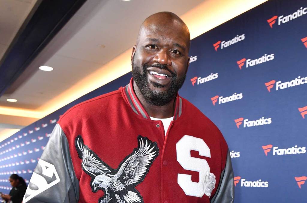 shaquille-o’neal-hangs-out-with-taylor-swift-at-2024-super-bowl,-calls-ice-spice-‘fine’