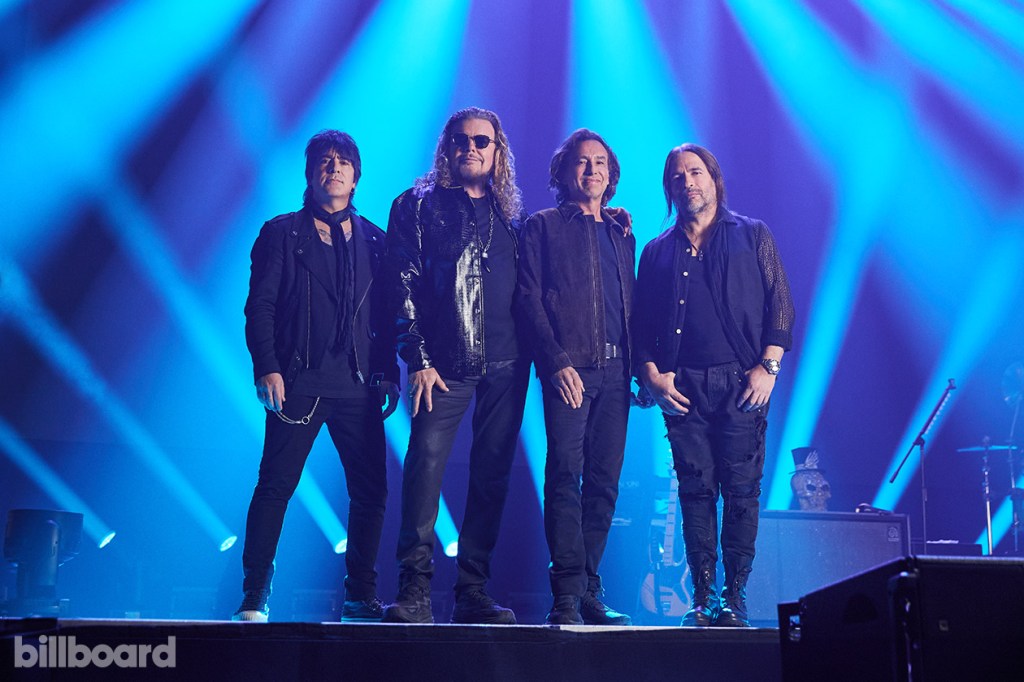 forever-mana:-latin-music’s-most-successful-rock-band-is-back-on-tour…-and talking   