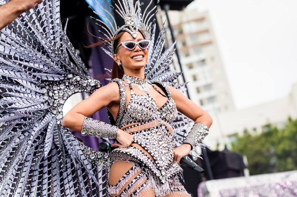 from-anitta-to-celia-cruz,-bomba-estereo-&-maluma:-a-definitive-playlist-for-carnival 2024