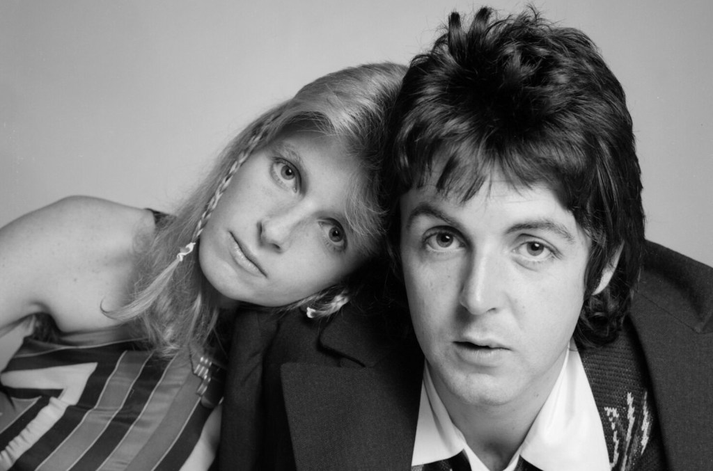 paul-mccartney-&-wings’-‘band-on-the-run’-returns-to-charts-after-50th-anniversary reissue