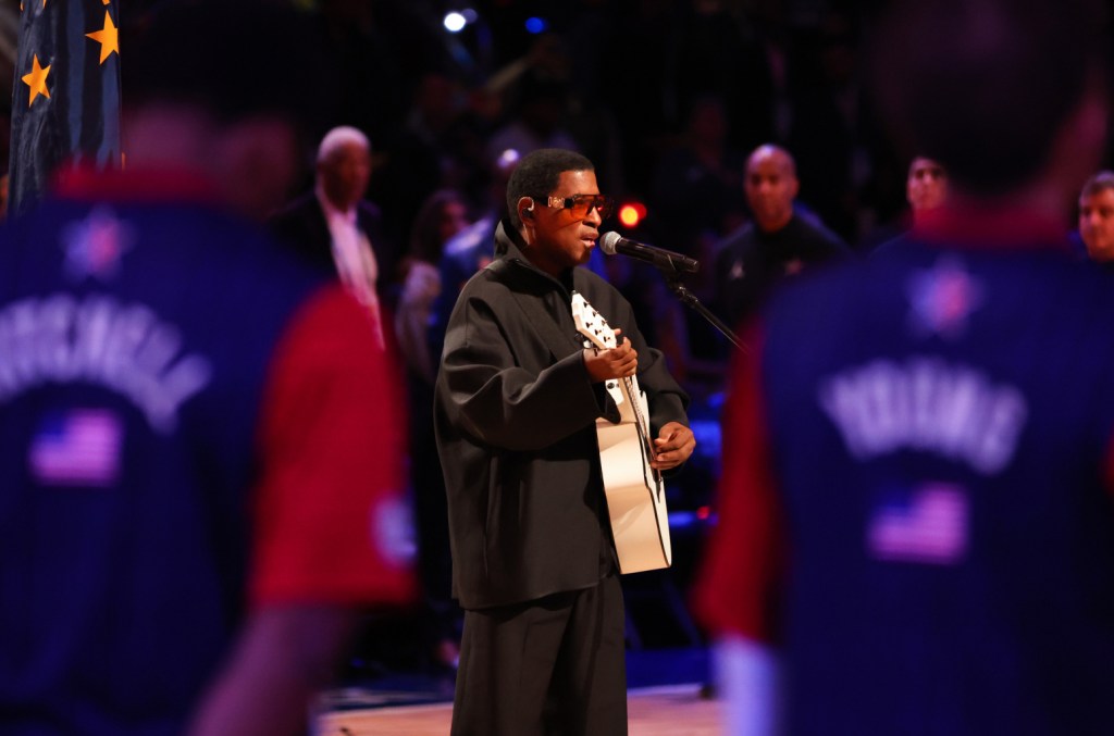 babyface-performs-the-national-anthem-at-2024-nba-all-star game