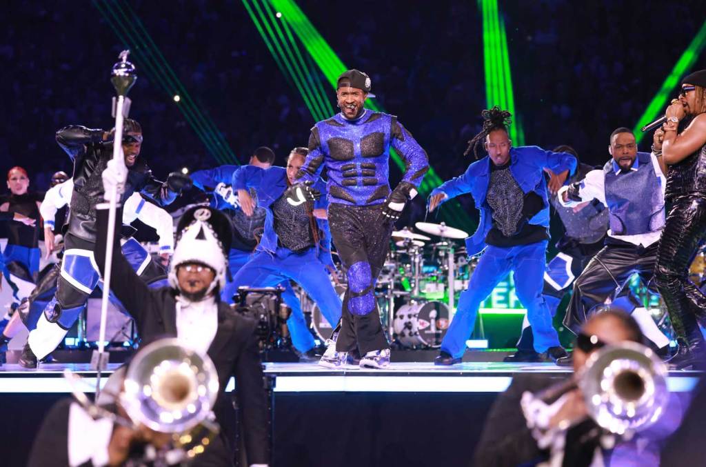 usher-takes-fans-behind-the-scenes-of-2024-super-bowl-halftime-show-in-apple-music mini-doc