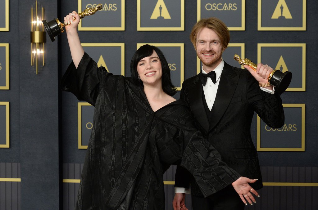 billie-eilish-&-finneas-could-win-their-second-songwriting-oscar-in-3-years:-who-else-has-done that?