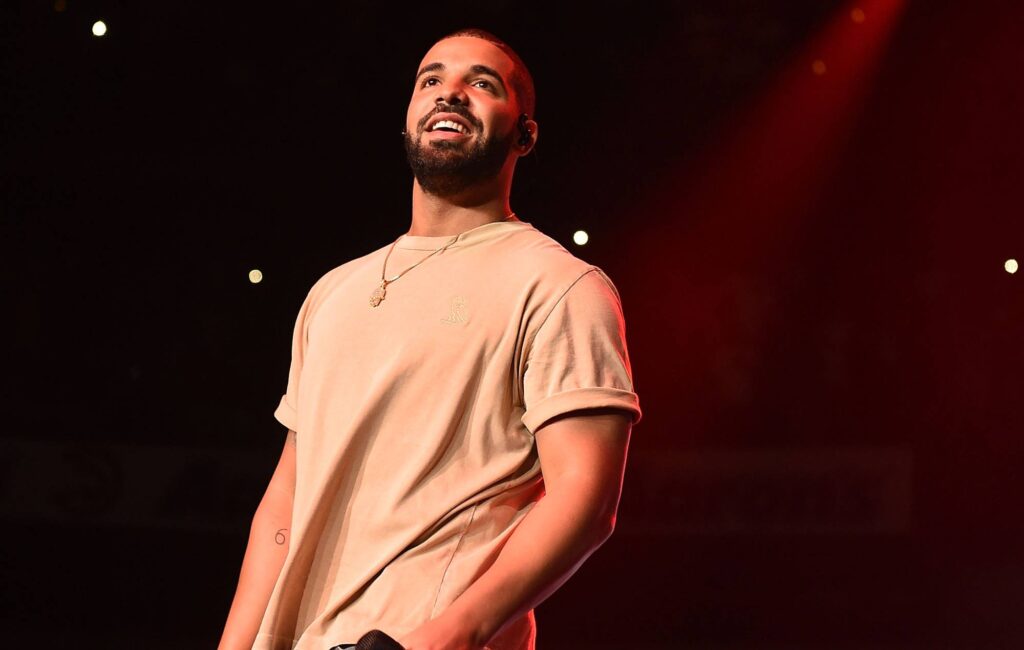 drake-promises-to-gift-cancer-survivor-$50,000-during-pittsburgh-show