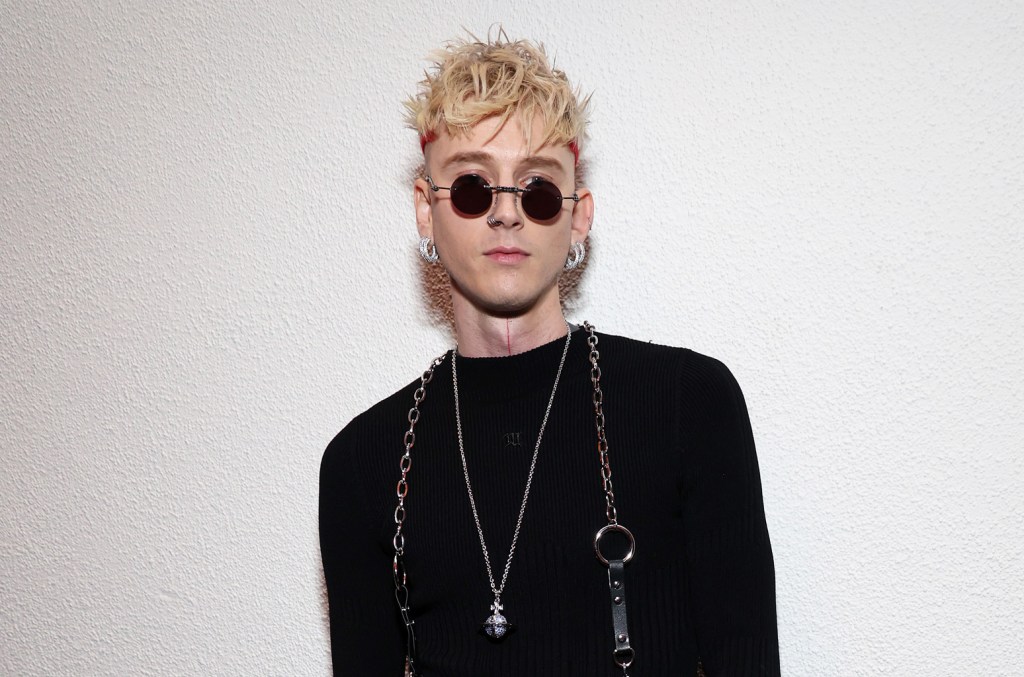 machine-gun-kelly-debuts-massive-blackout-tattoo-‘for-spiritual-purposes only’