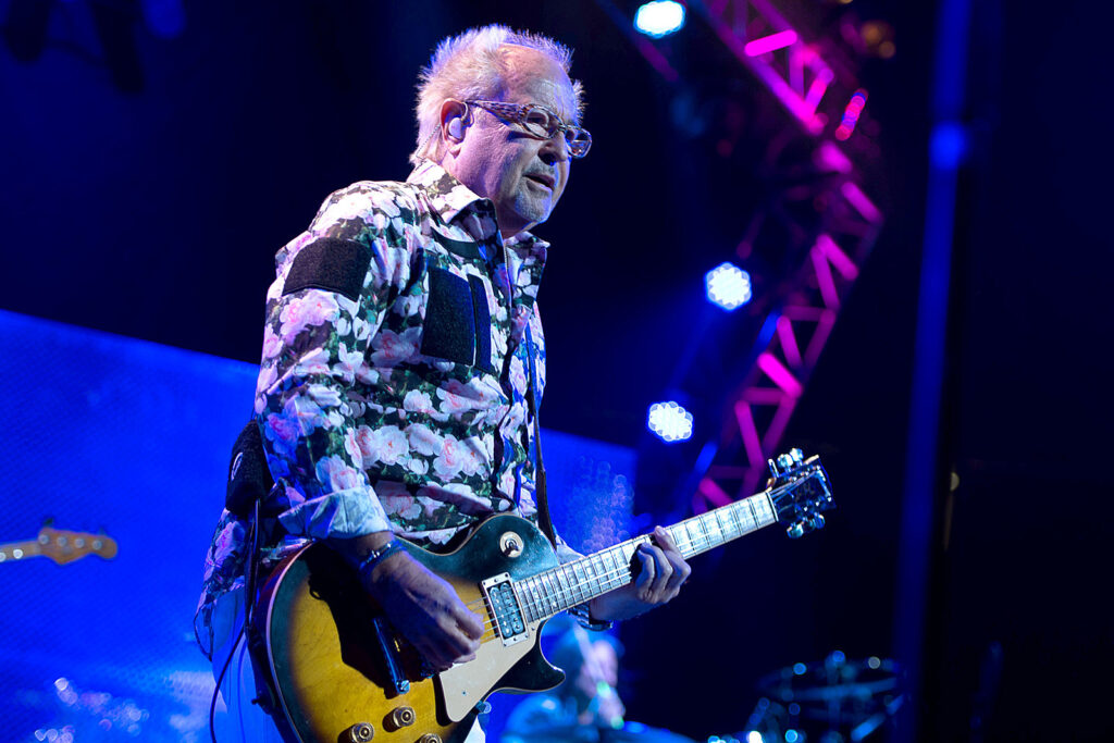 foreigner’s-mick-jones-reveals-parkinson’s-diagnosis