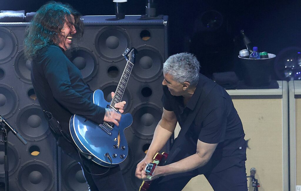 foo-fighters-show-support-for-affordable-healthcare-by-announcing-power-to-patients-us-gig