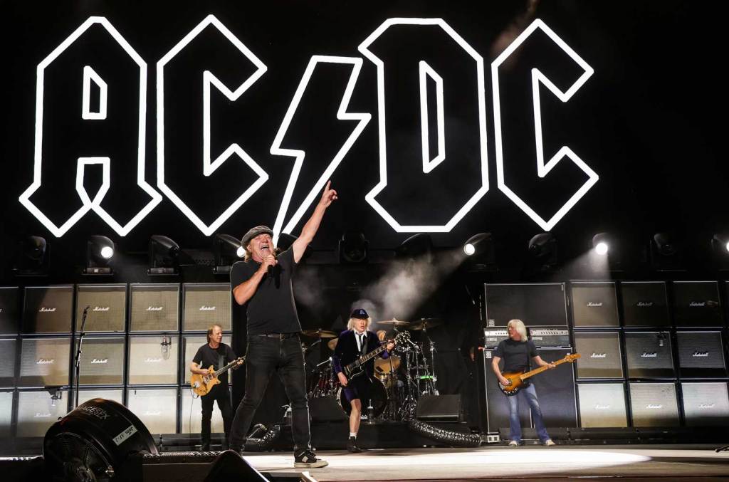 ac/dc-celebrates-50th-anniversary-with-vinyl reissue