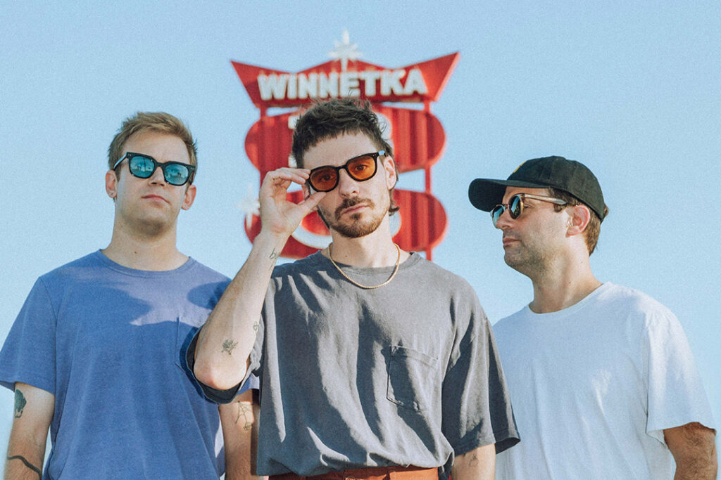 winnetka-bowling-league-release-catchy-alt-pop-single-“sha-la-la”