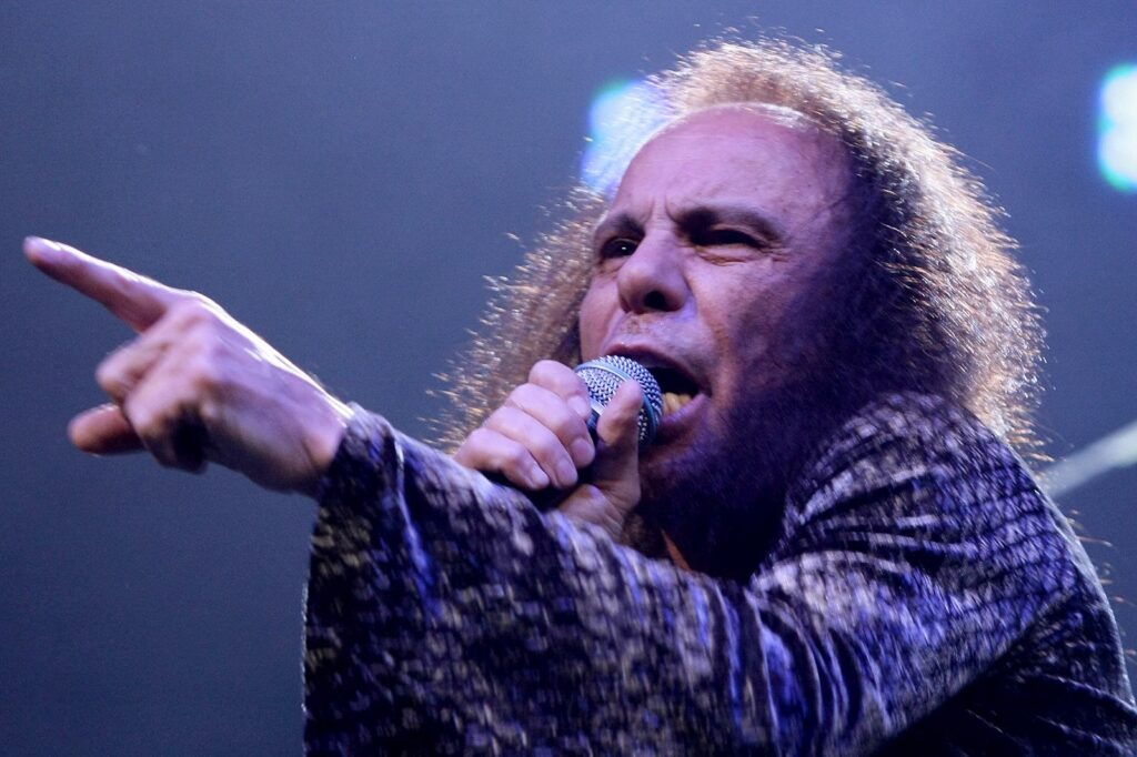 ronnie-james-dio-didn’t-know-he-had-cancer-until-it-was-too-late