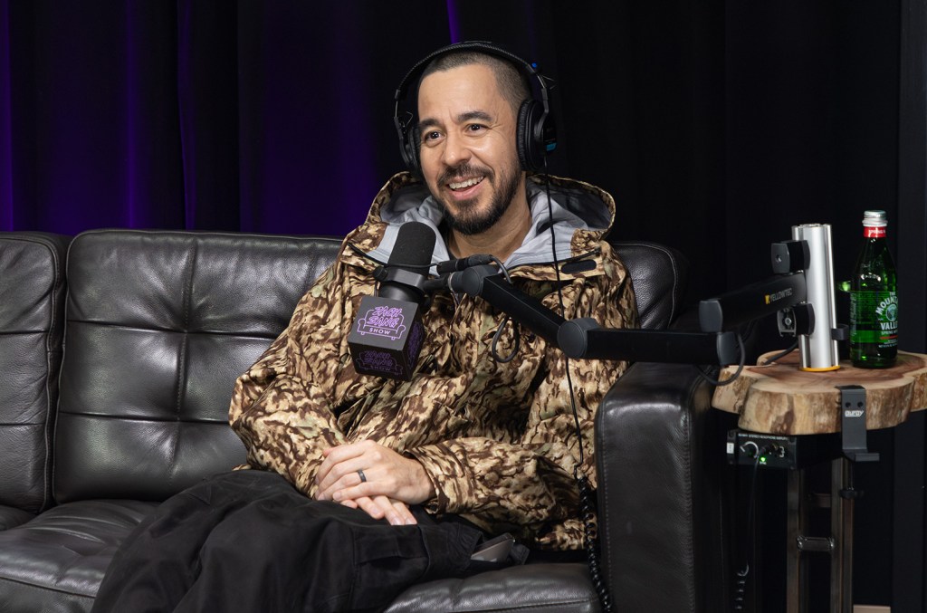 mike-shinoda-on-thinking-‘you-can’t-play-shows-as-linkin-park anymore’